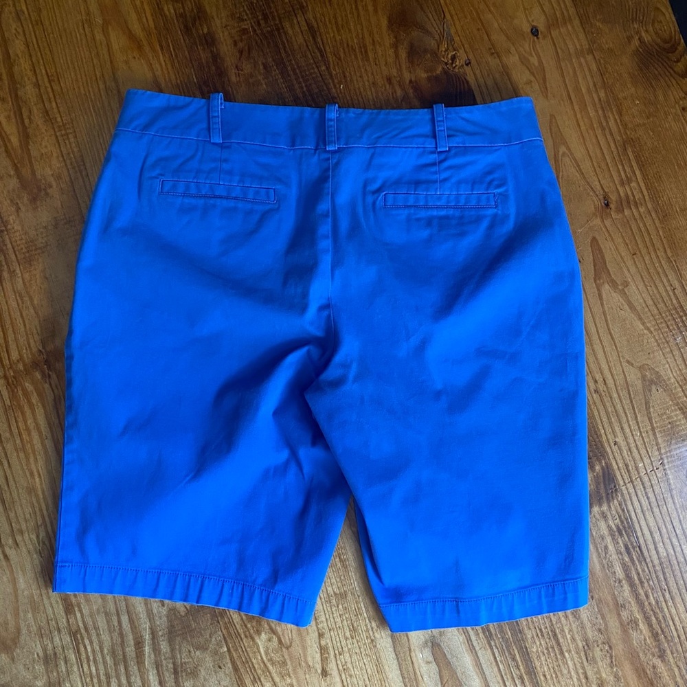 Talbots Long Shorts - Picture 2 of 3